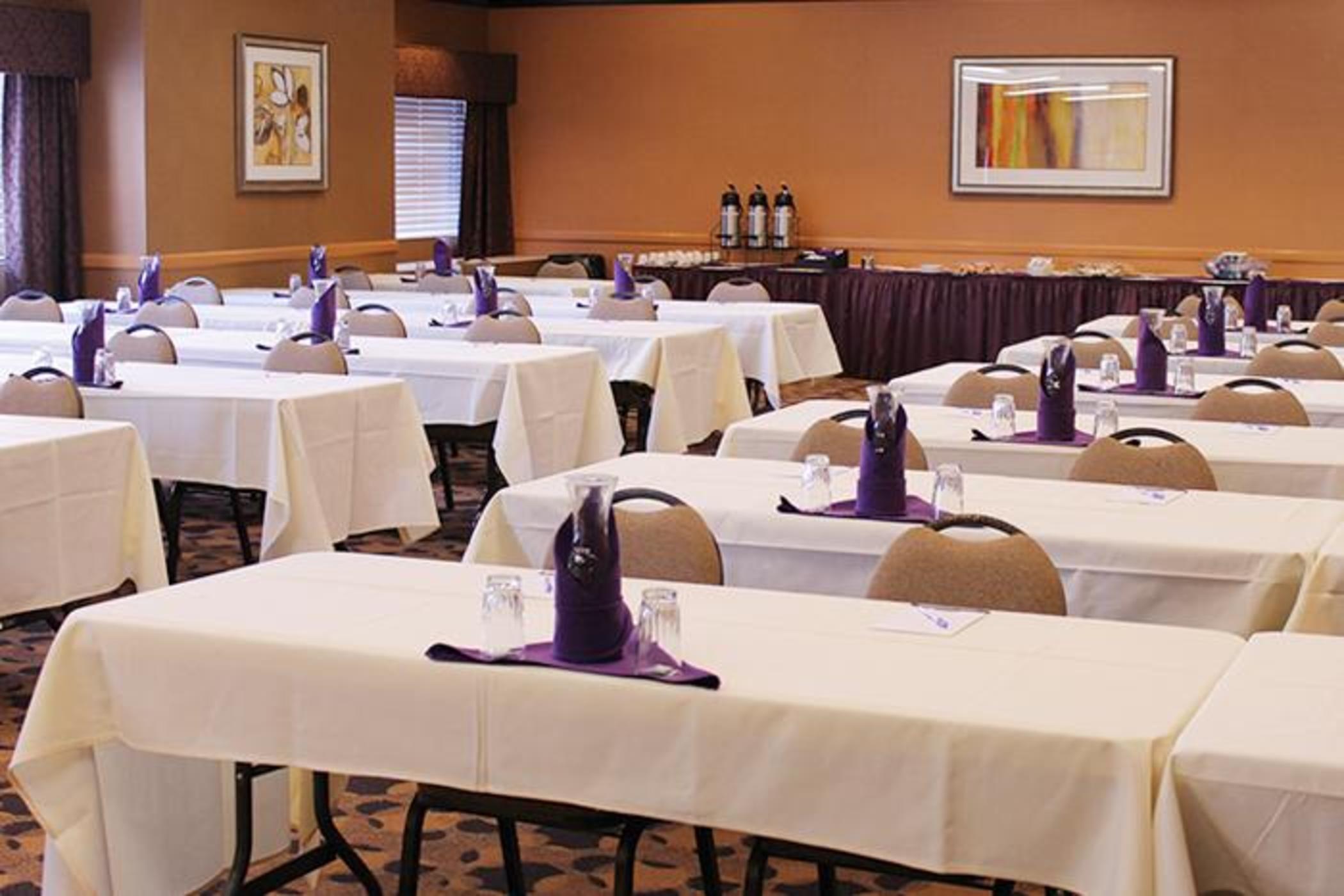Crystal Inn Hotel & Suites - Midvalley Murray Extérieur photo