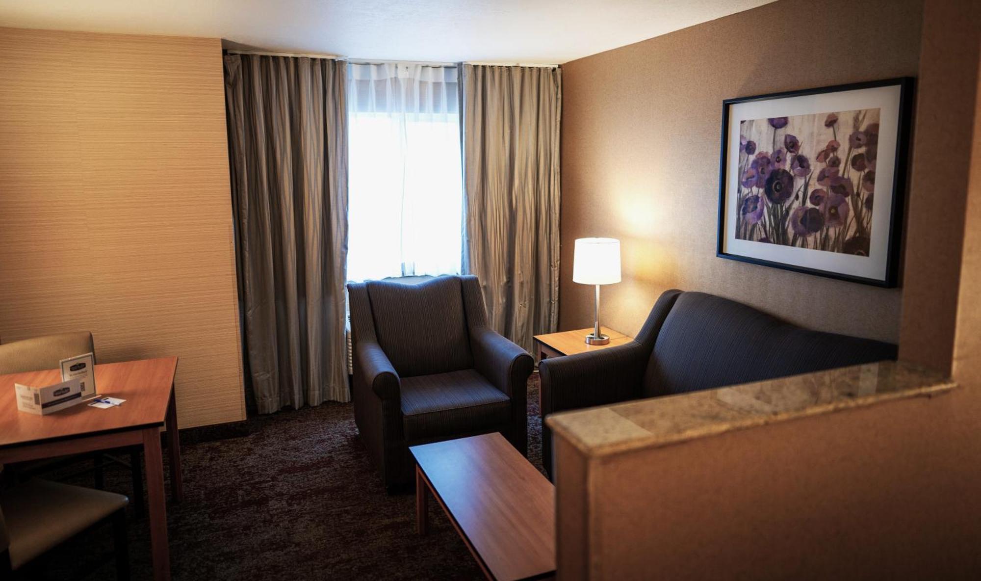 Crystal Inn Hotel & Suites - Midvalley Murray Extérieur photo
