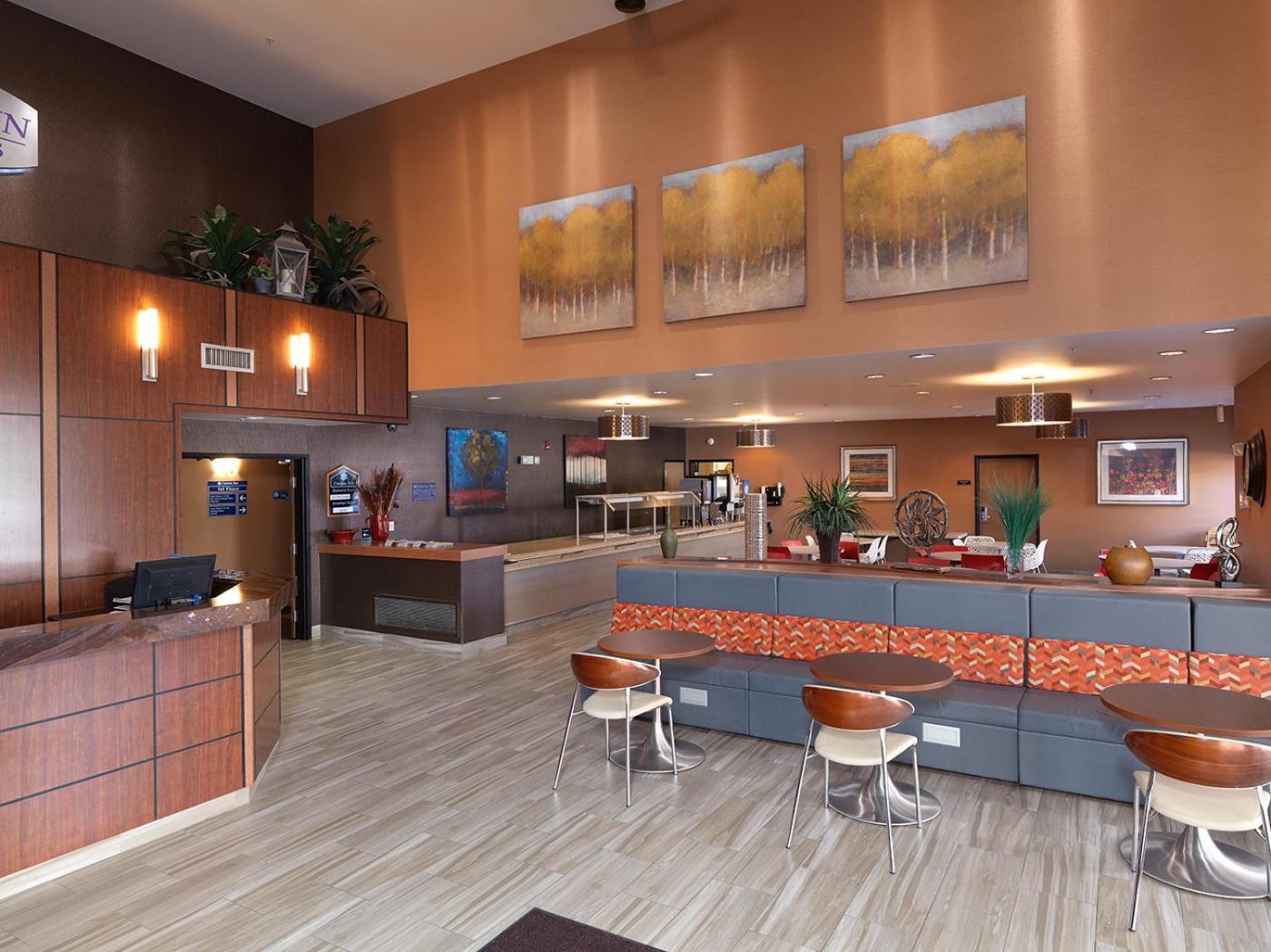 Crystal Inn Hotel & Suites - Midvalley Murray Extérieur photo