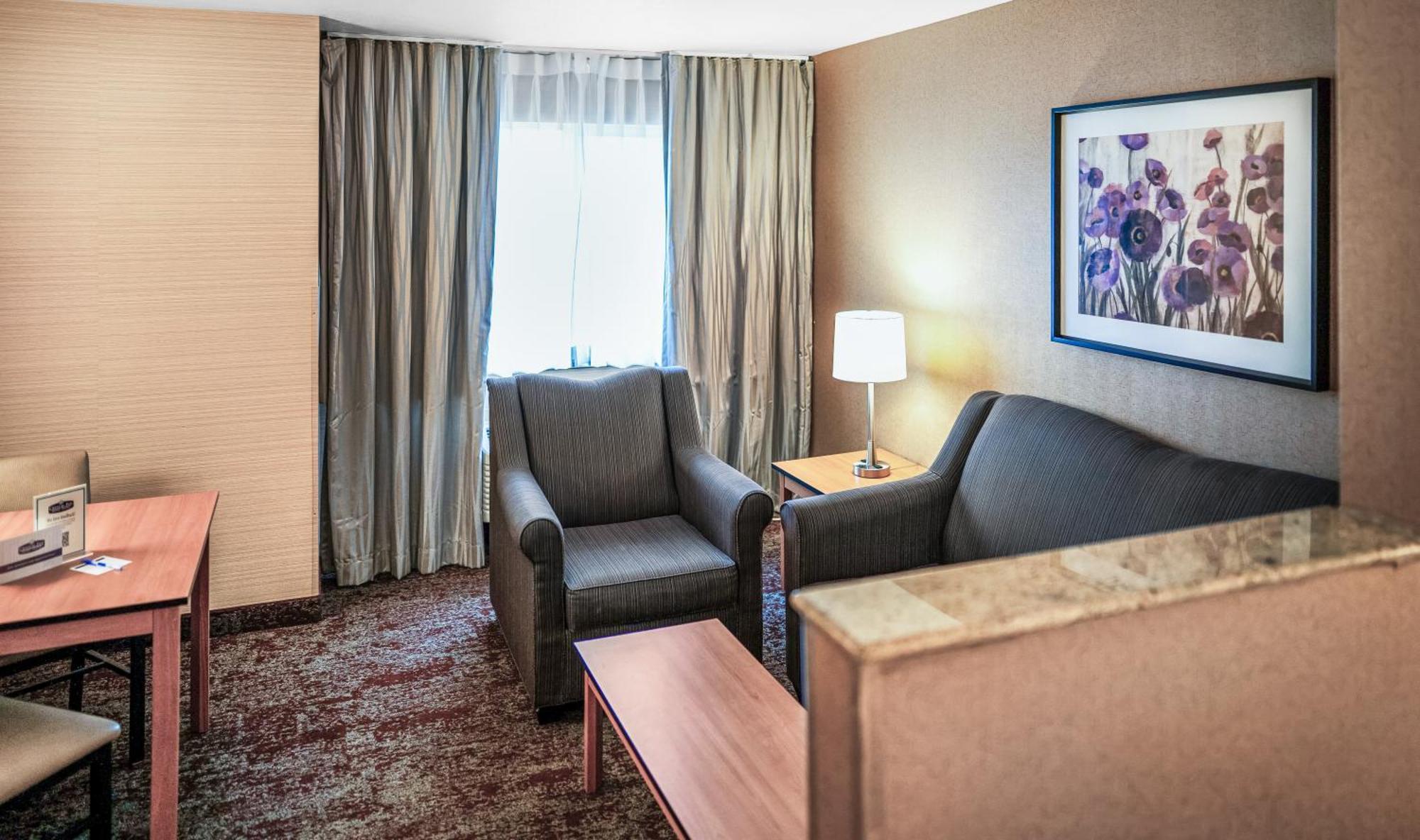 Crystal Inn Hotel & Suites - Midvalley Murray Extérieur photo
