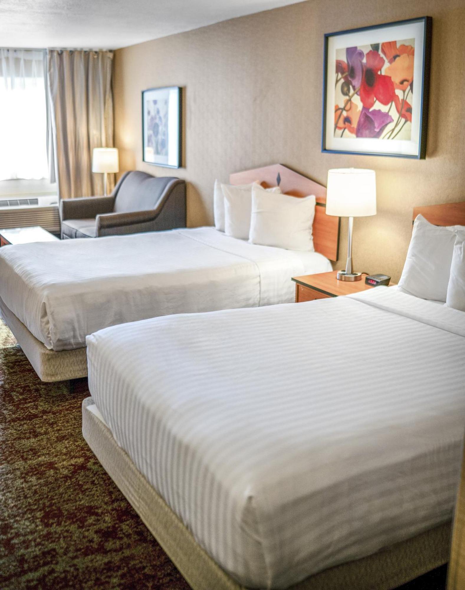 Crystal Inn Hotel & Suites - Midvalley Murray Extérieur photo